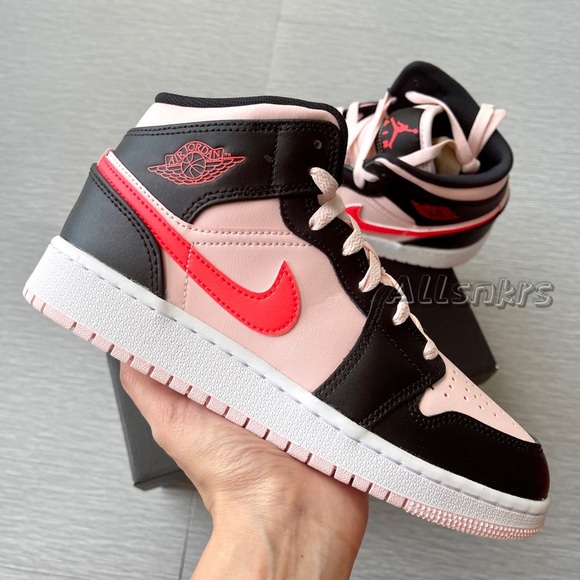 Air Jordan 1 Mid Pink Punch GS - Picture 9 of 9